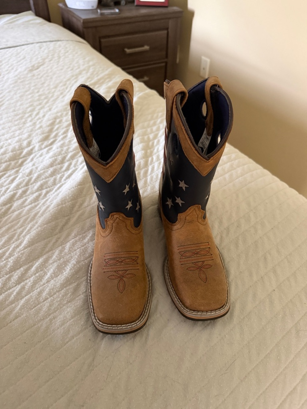 Kids Cowboy Pull-On Boots in Brown and Navy with Star Detail